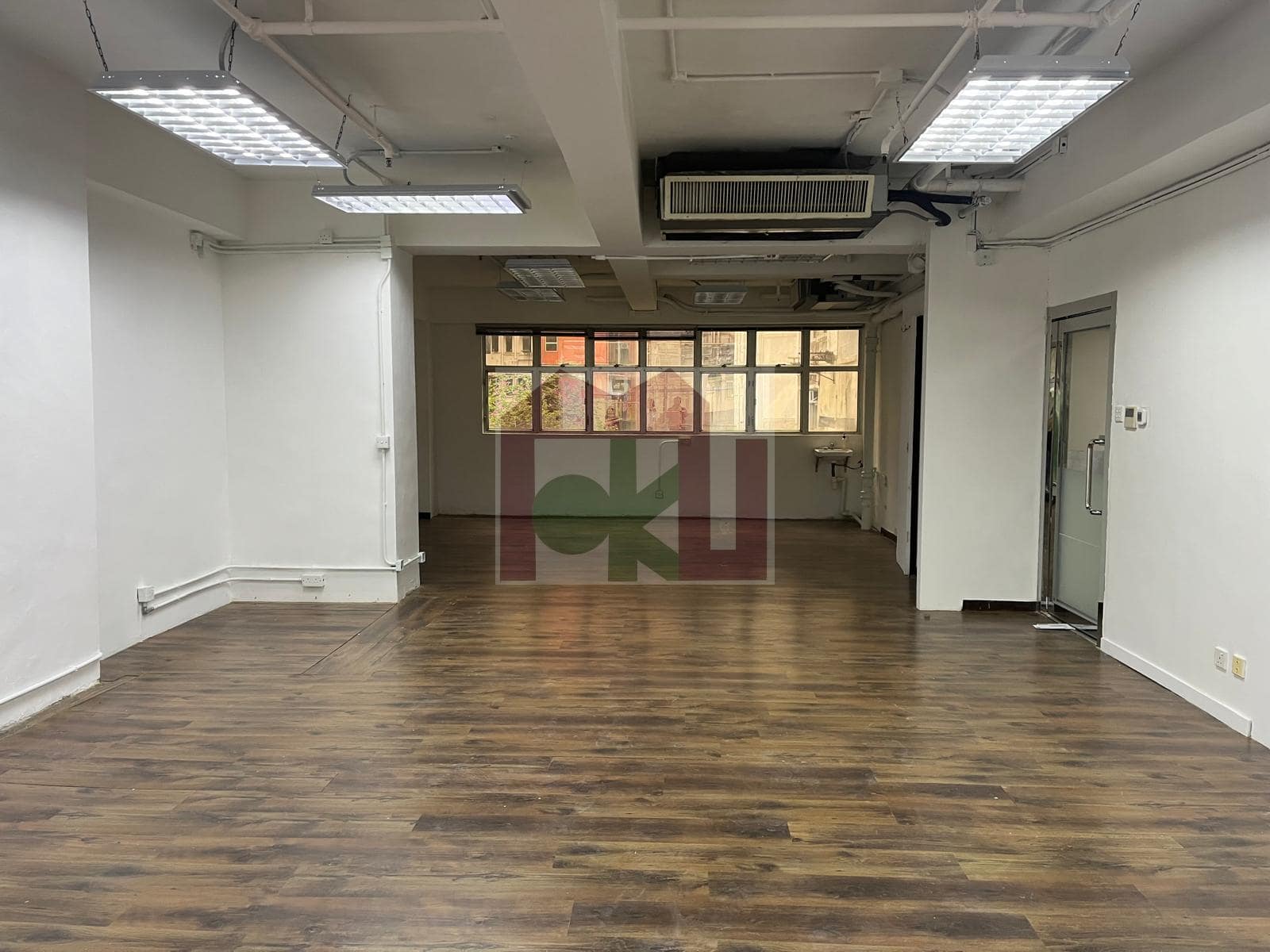 Keen Hung Commercial Building building or unit photo